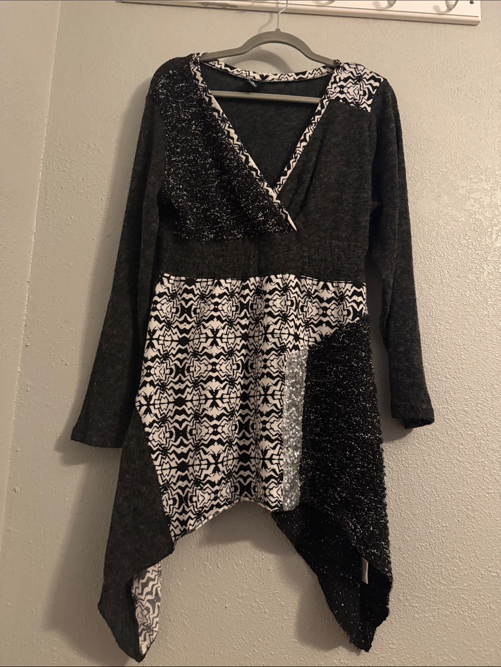 Black and White Mixed-Pattern Asymmetric V-Neck sweater Dress